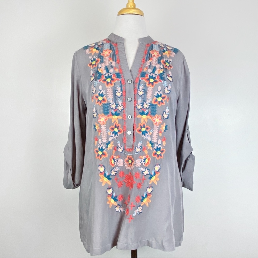 Luna Moon Gray Boho Embroidered Blouse, S